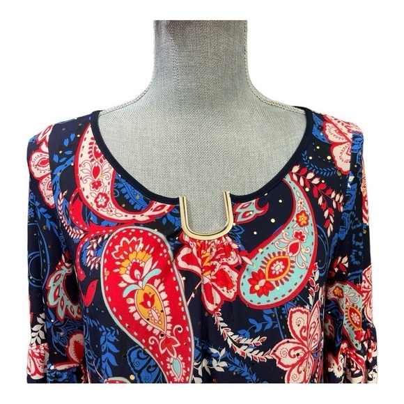 JOSEPH RIBKOFF
Multi/Midnight Blue, Red, Black Paisley and floral Top size 6 - Picture 7 of 16